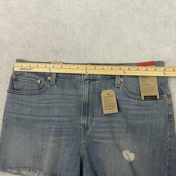 Levis High Rise Shorts Womens Size 34 Blue Raw Hem Hypersoft Casual NEW - Picture 5 of 14